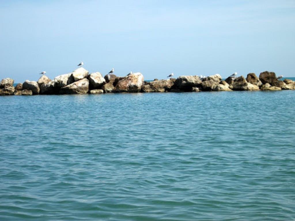 Ferienwohnung Un Nido Sul Mare Montesilvano Marina Exterior foto